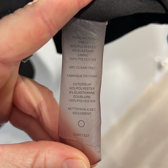 Loose Fit Black Blazer - Picture 8 of 10